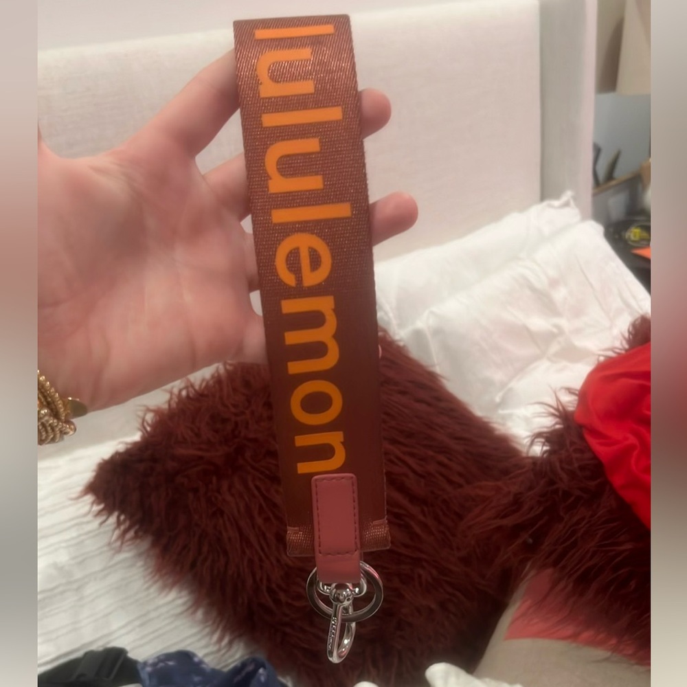 lululemon keychain